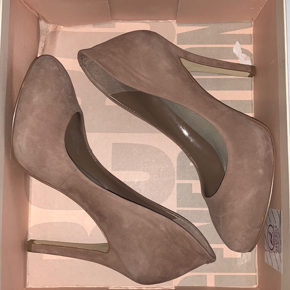 BCBGeneration Bristol heel in dusk size 5.5